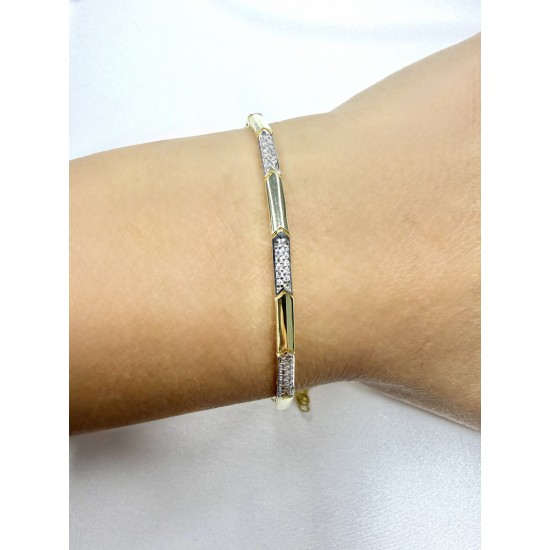 Taşlı Bileklik: Şık ve Minimal Takılar