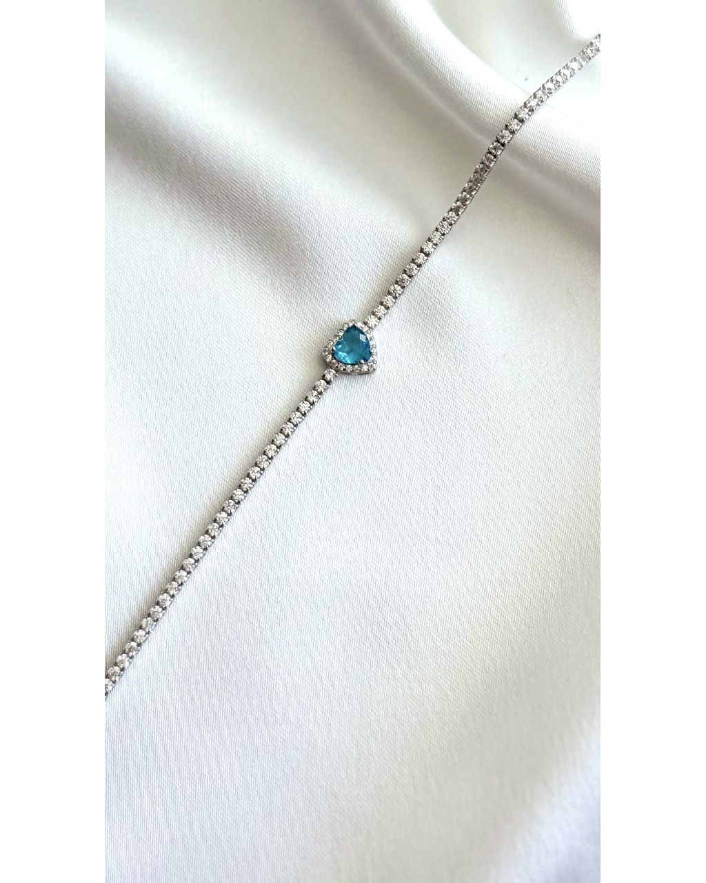 Kalpli Su Yolu Bileklik Kalpli Su Yolu Bileklik