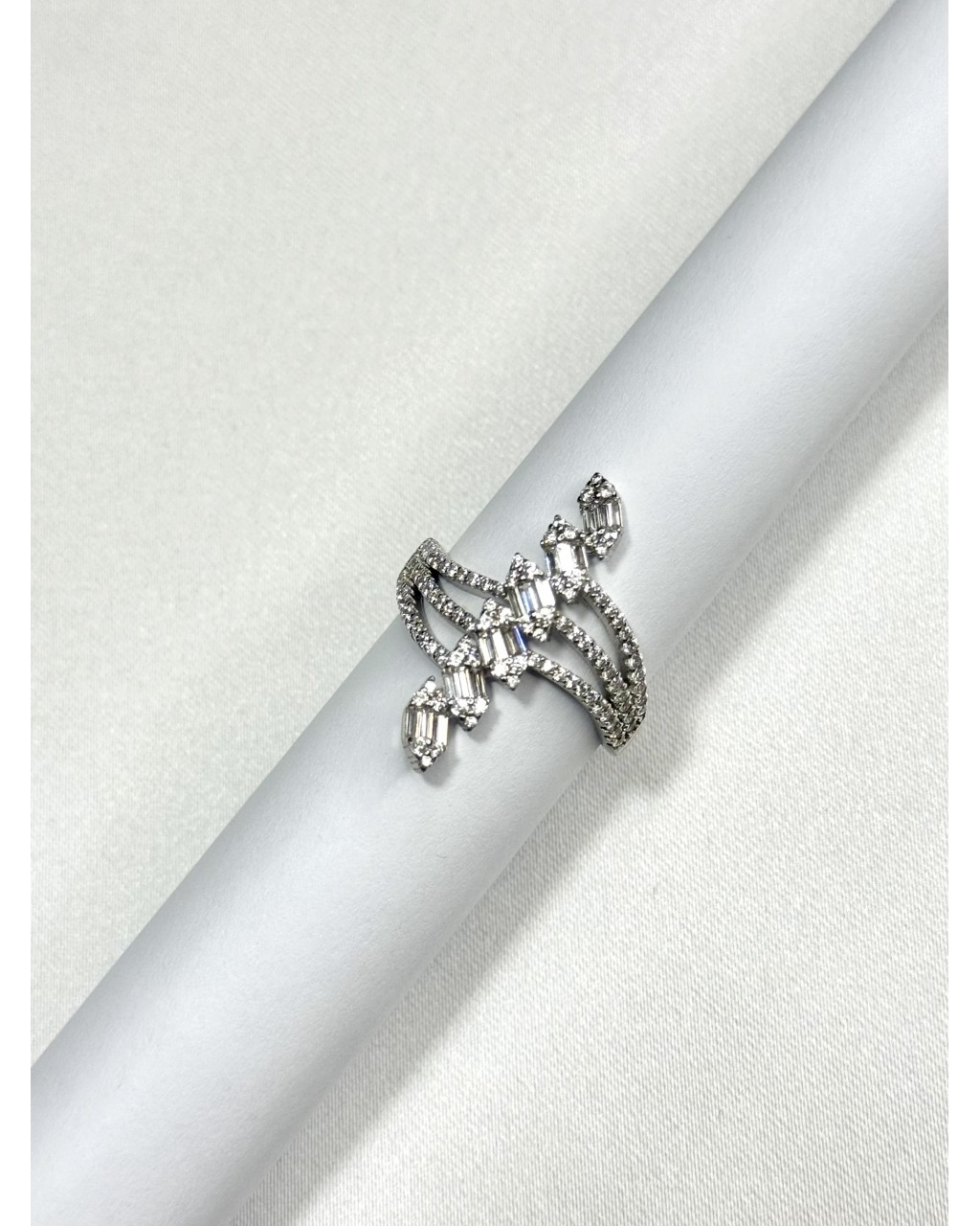 Sarmal Baget Fantezi Yüzük