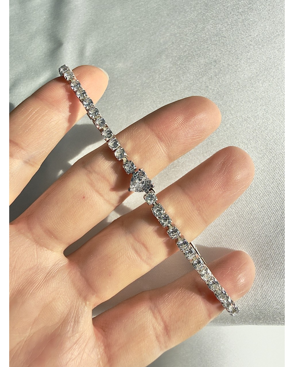 Kalp Detaylı Lastikli Bileklik Kalp Detaylı Lastikli Bileklik