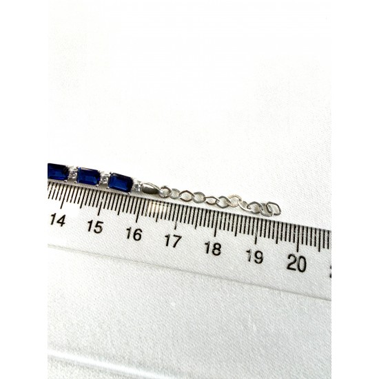 Kadınlar İçin Lacivert Baget Taşlı Bileklik Modelleri