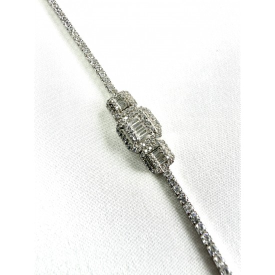 Baget ve Yuvarlak Kesim Taşlı Bileklik – Şık ve Zarif Takılar