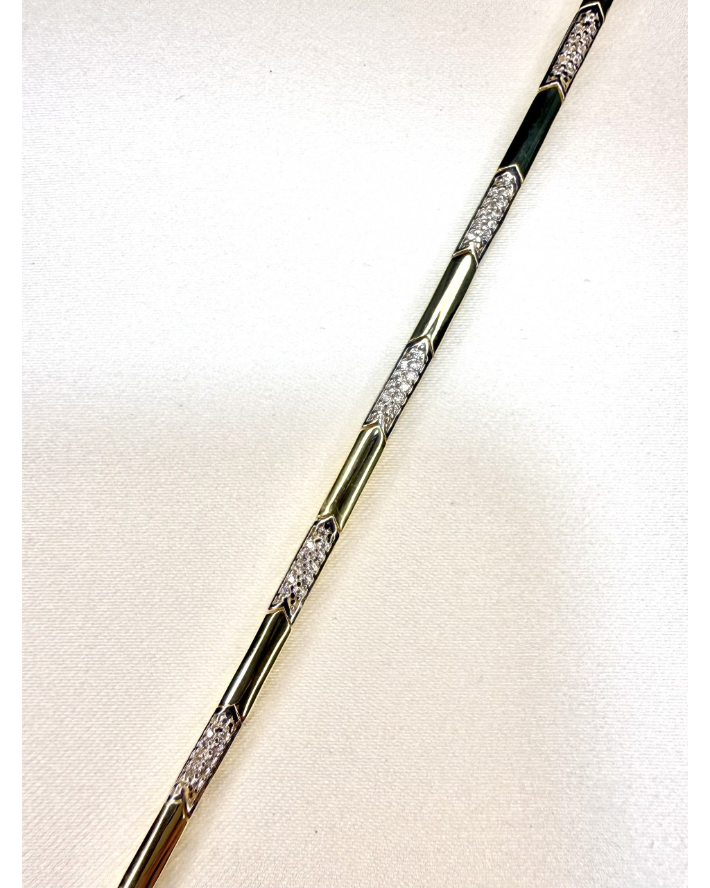 Taşlı Bileklik Taşlı Bileklik