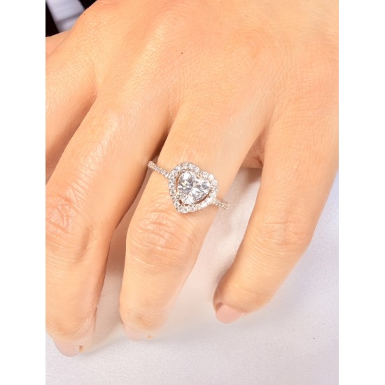 Kalp Yüzük: Zarif ve Anlamlı Tasarım