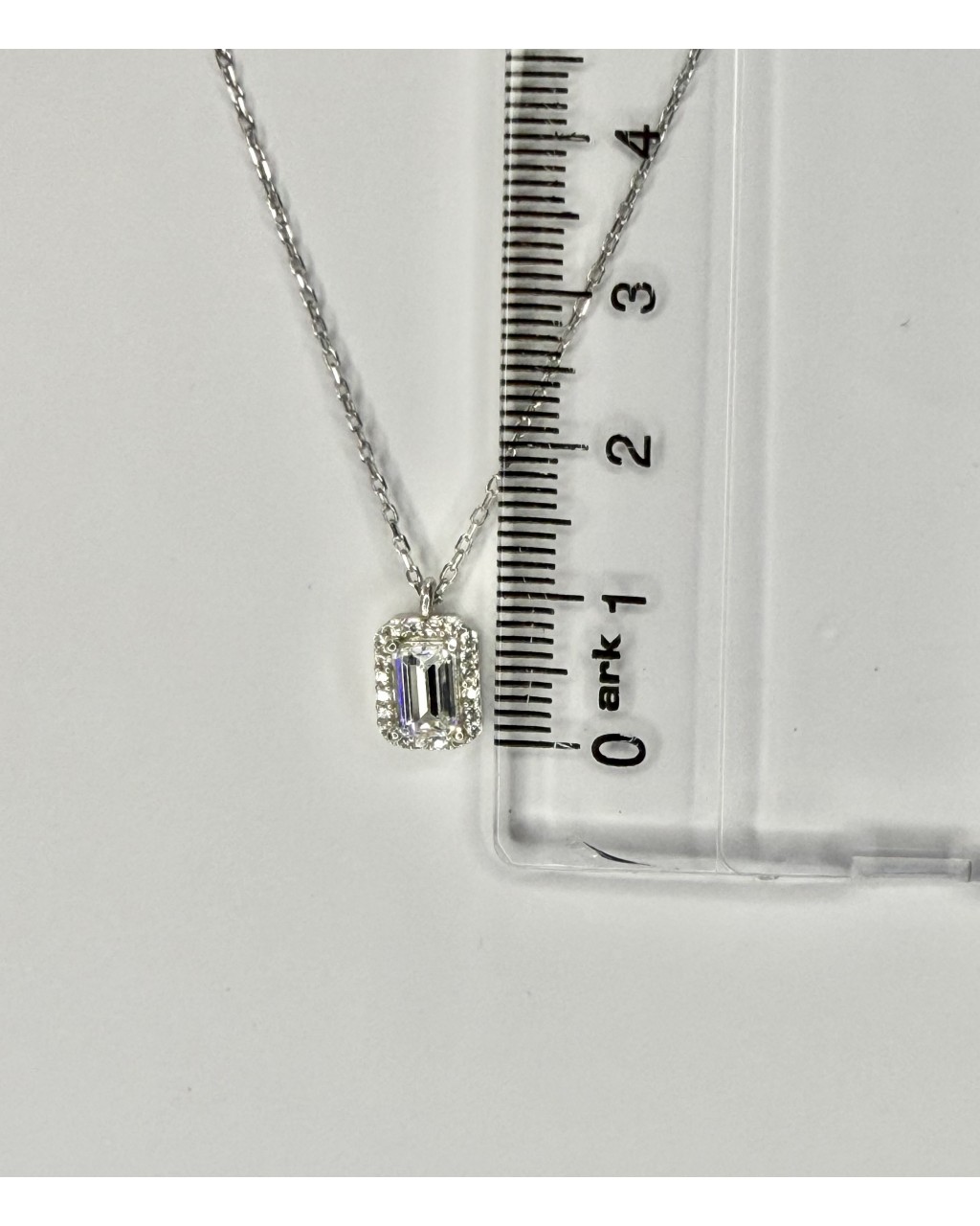 Baget taşlı kolye (M)