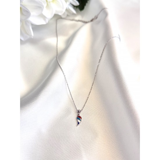 Renkli Kanat Kolye – Özgün ve Modern Tasarım